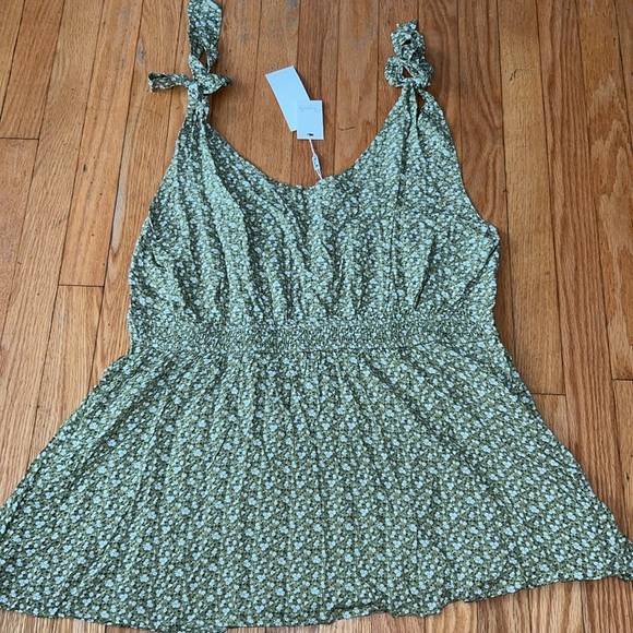 Nwt maternity blouse size xl - Picture 4 of 6